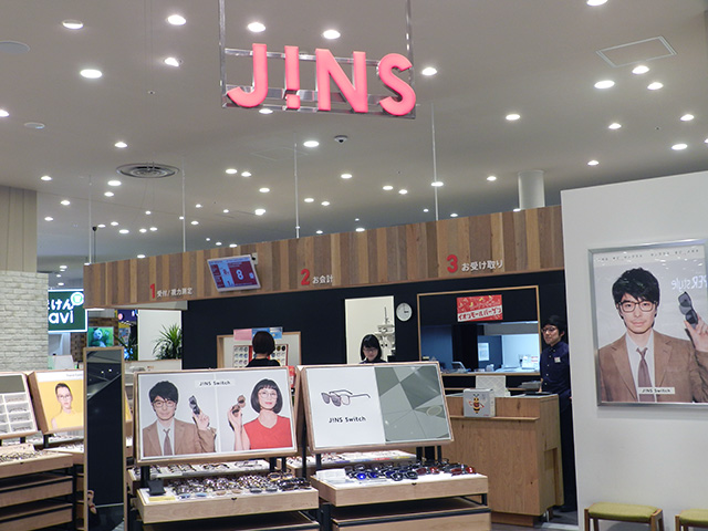 JiNS۾