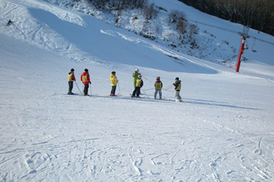 辨景Orofure岭滑雪场