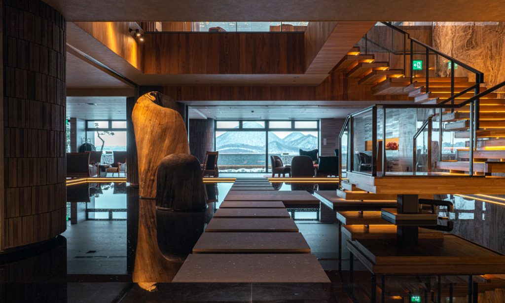 贵宾休息室：【营业时间】上午8点～上午11点 / 下午3点～晚上10点