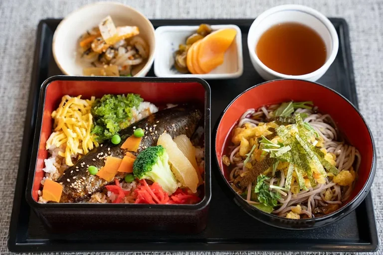 �����򻨹ݡ��������ӸǷ��ײ�